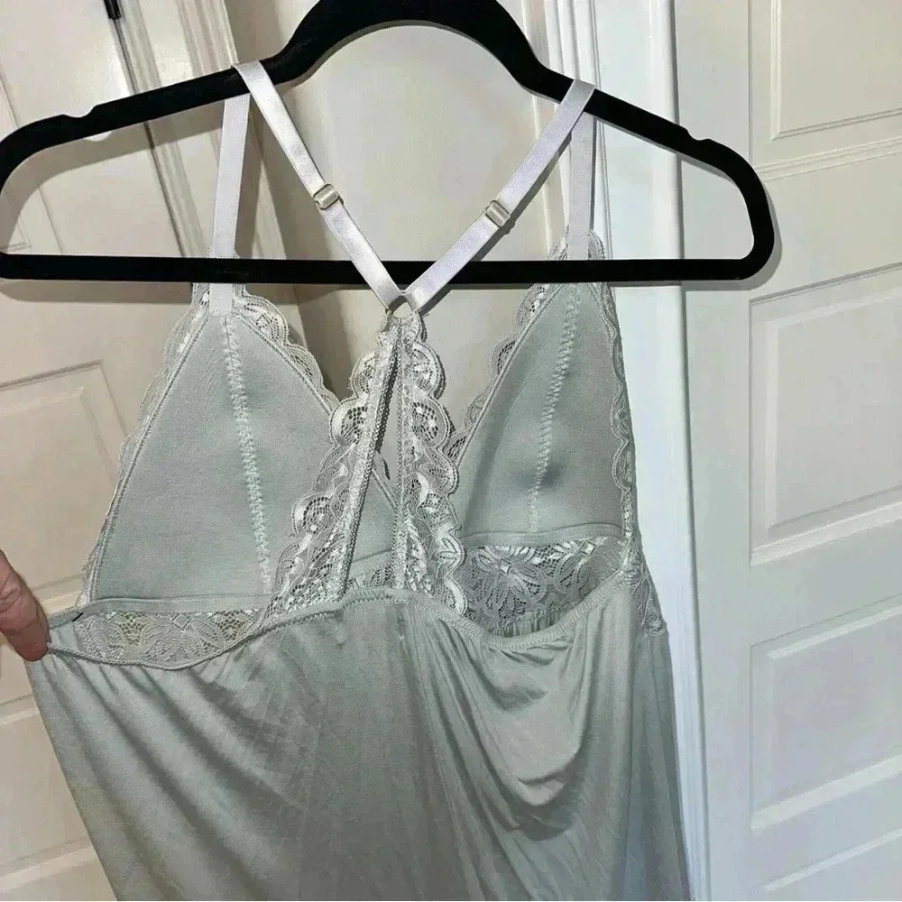 Daisy Fuentes Night Gown Womens 2x Green Lace Padded Racerback Lingerie Sexy NWT